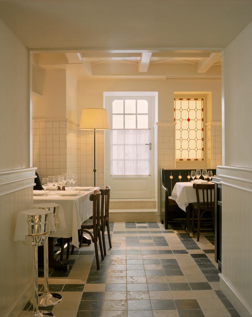 Chateau Voltaire Photo Gallery